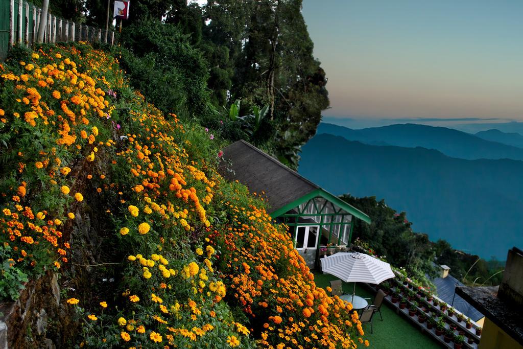 Central Gleneagles Heritage Resort Former Bungalow Of Ex-Tata Chairman Russi Mody The Mall Road Darjeeling Darjeeling  Esterno foto