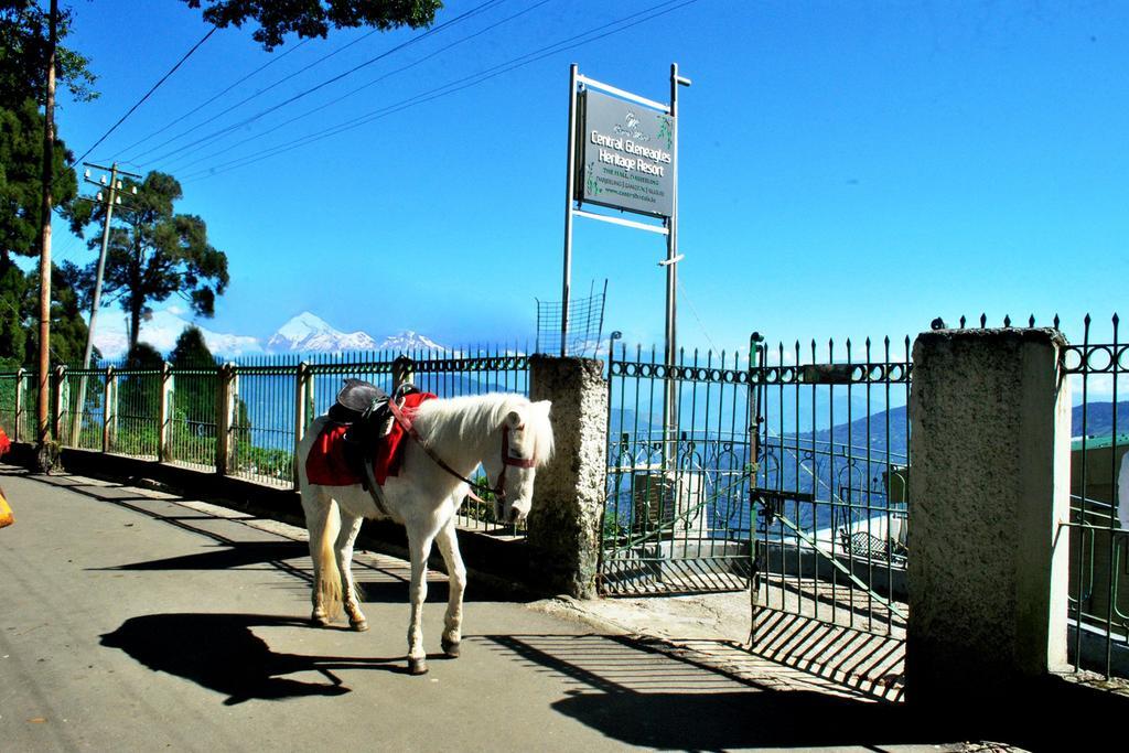Central Gleneagles Heritage Resort Former Bungalow Of Ex-Tata Chairman Russi Mody The Mall Road Darjeeling Darjeeling  Esterno foto